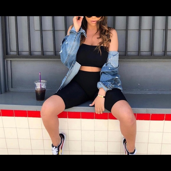 Denim jacket - Picture 2 of 4